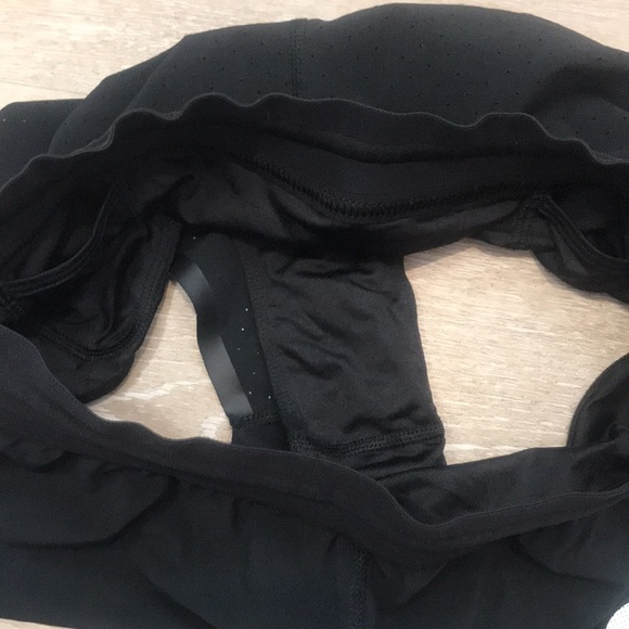 rabbit Sunset Splitz 2” Shorts - Picture 4 of 5